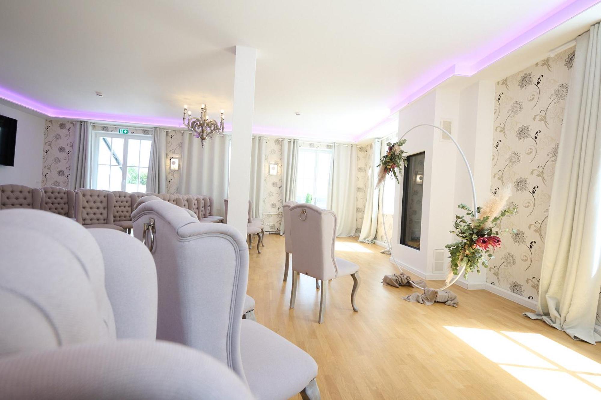 Hotel Haus Roedgen Wilnsdorf Bagian luar foto
