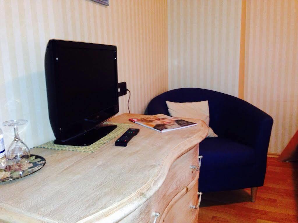Hotel Haus Roedgen Wilnsdorf Bagian luar foto
